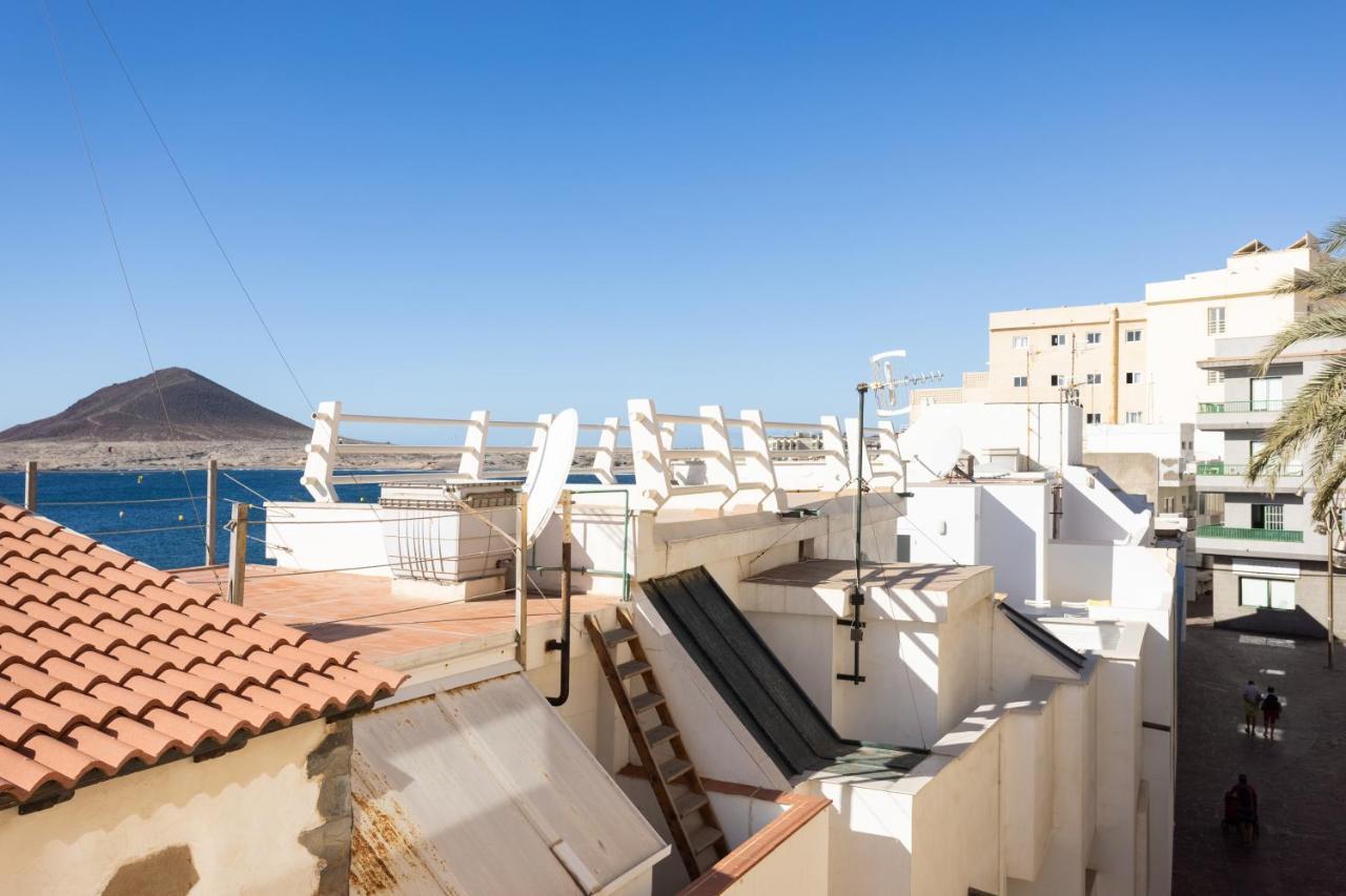 Home2Book Beachfront El Medano المظهر الخارجي الصورة