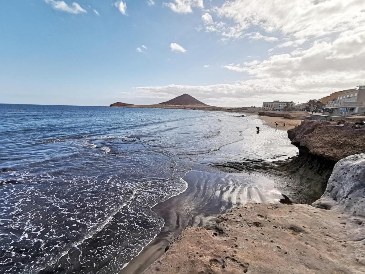 Home2Book Beachfront El Medano المظهر الخارجي الصورة
