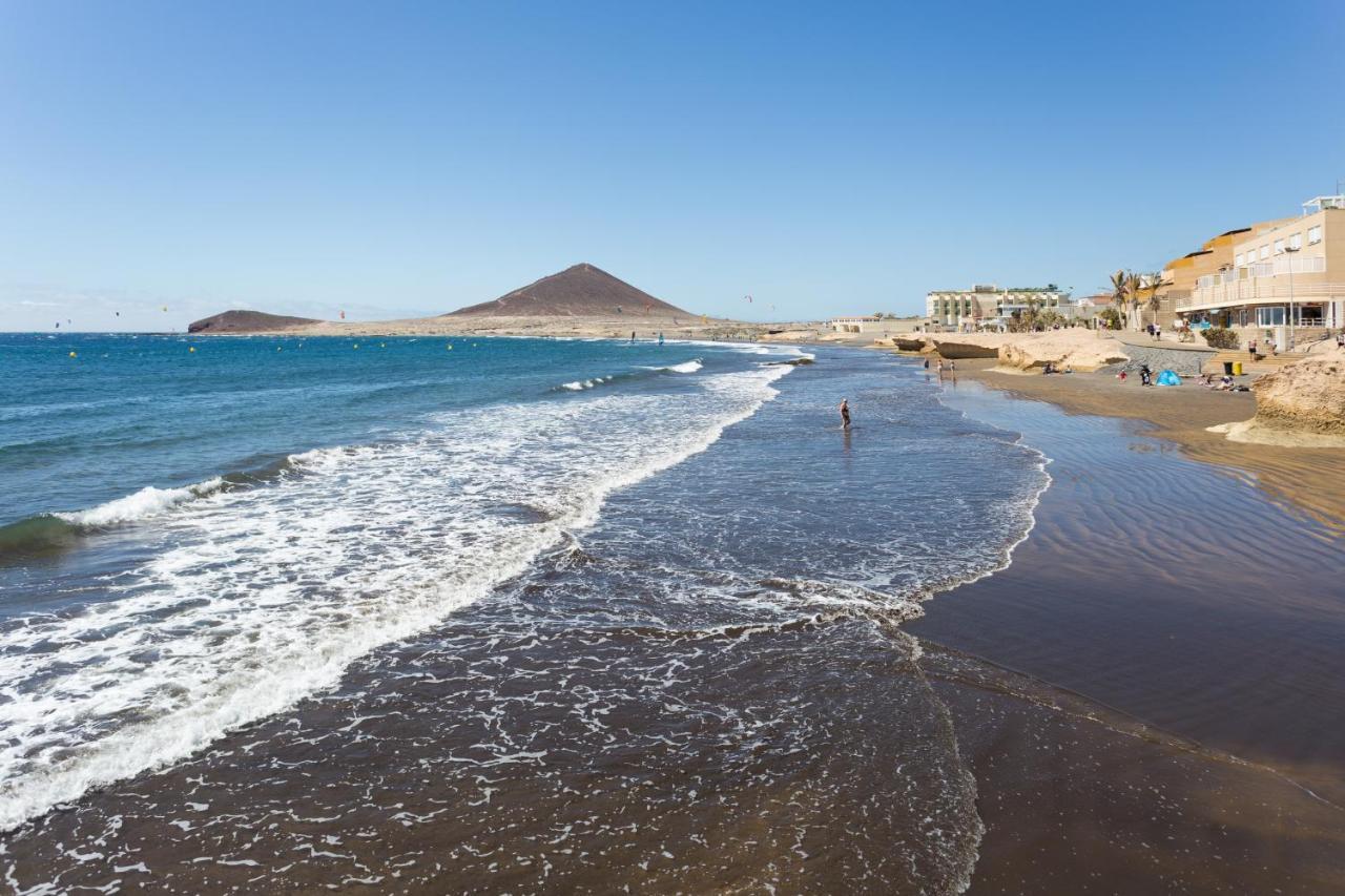 Home2Book Beachfront El Medano المظهر الخارجي الصورة