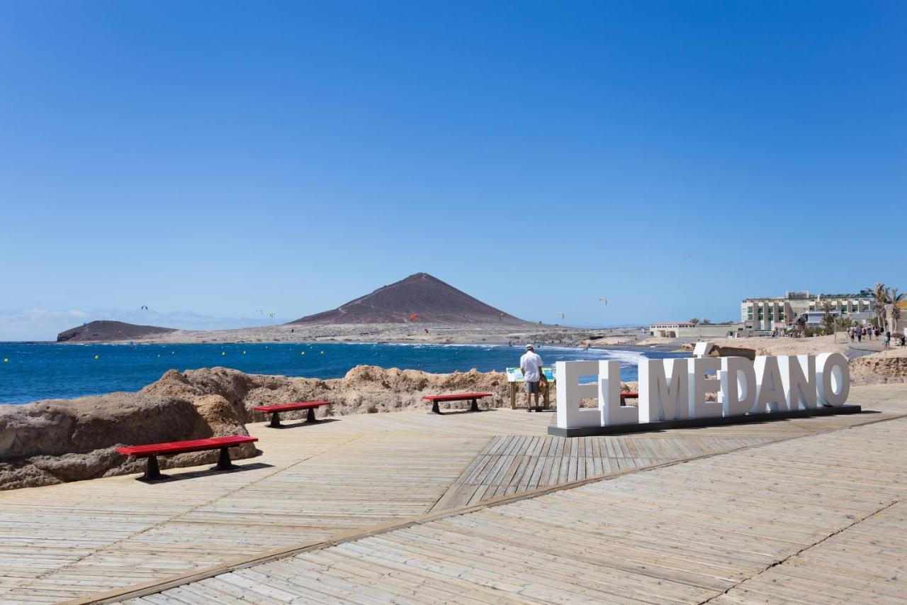 Home2Book Beachfront El Medano المظهر الخارجي الصورة
